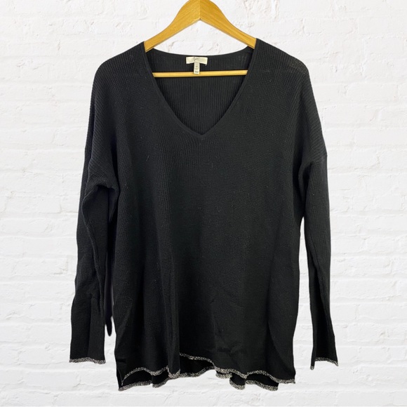 Joie Metallic Trim Super Soft Pullover V-Neck Long Sleeve Sweater Black Medium - Picture 2 of 10